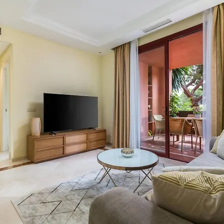 3 Bedroom--beach--pool--sauna--gym